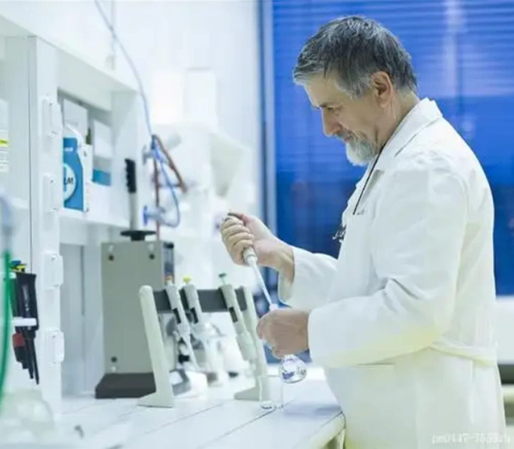 14 Pcs Desiccant Flesh Light Drying Sticks for Toys Can be Reused Drying Rod, Excellent Water Absorption Dehumidifier Absorbent Households Lab Paper Towels Deodorant Rod Reduce Rust