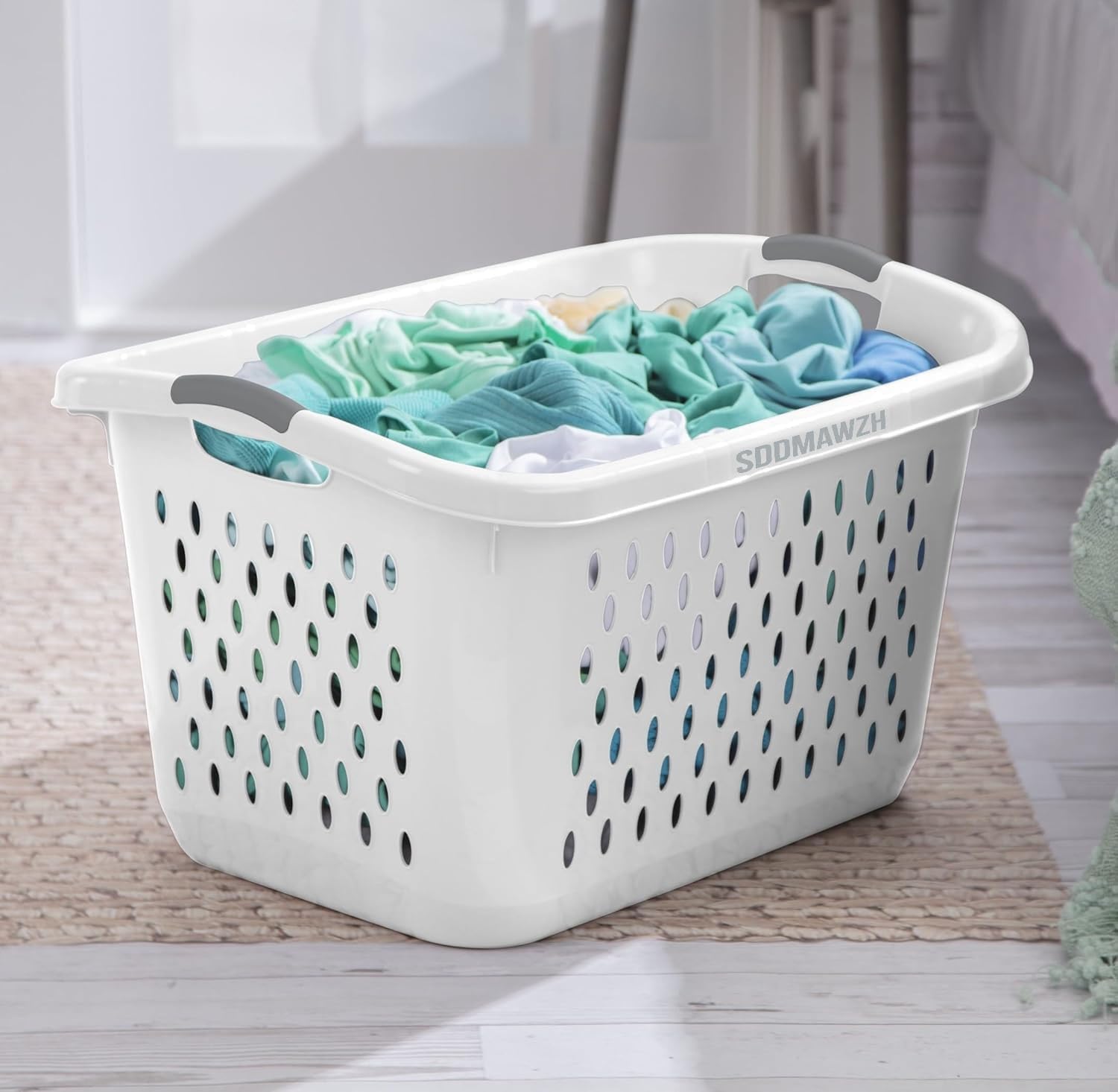 (2 Pcs) 2.7 Bushel Extra Large Plastic Laundry Basket with 2 Carry Handles, For use in the Laundry Room, Dorm Room or Bedroom，White